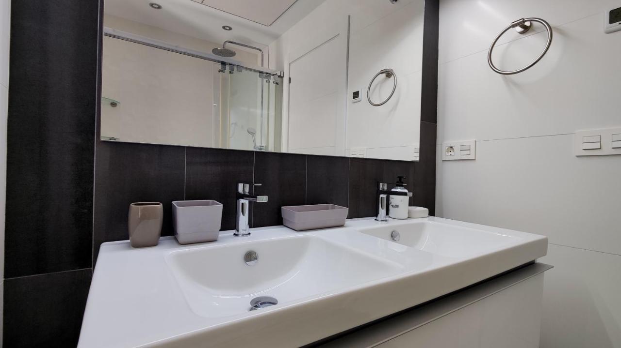 Paradise Luxury Villa Sea View Villajoyosa Bagian luar foto